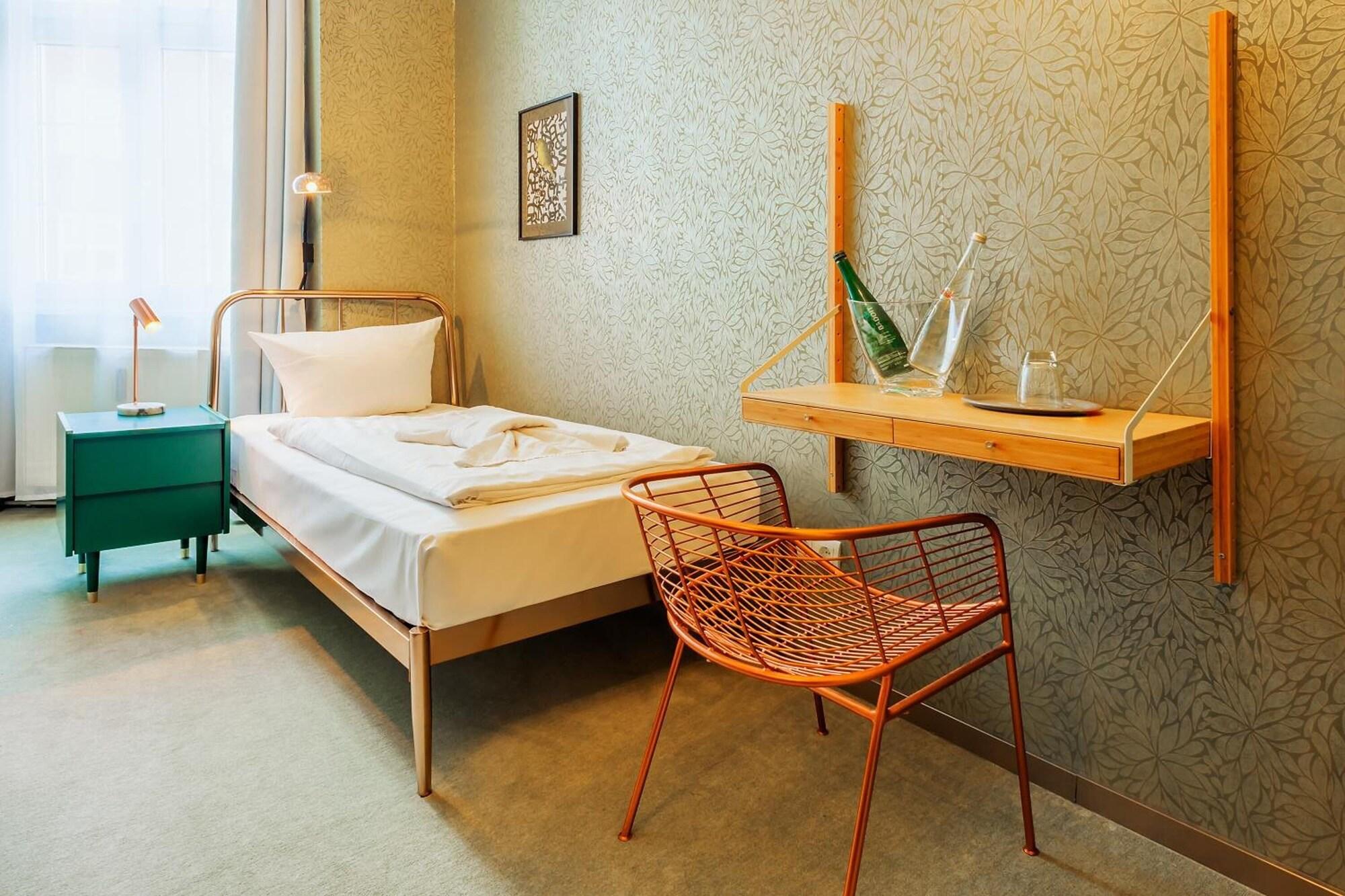 Hotel Bellevue Am Kurfuerstendamm Берлин Екстериор снимка