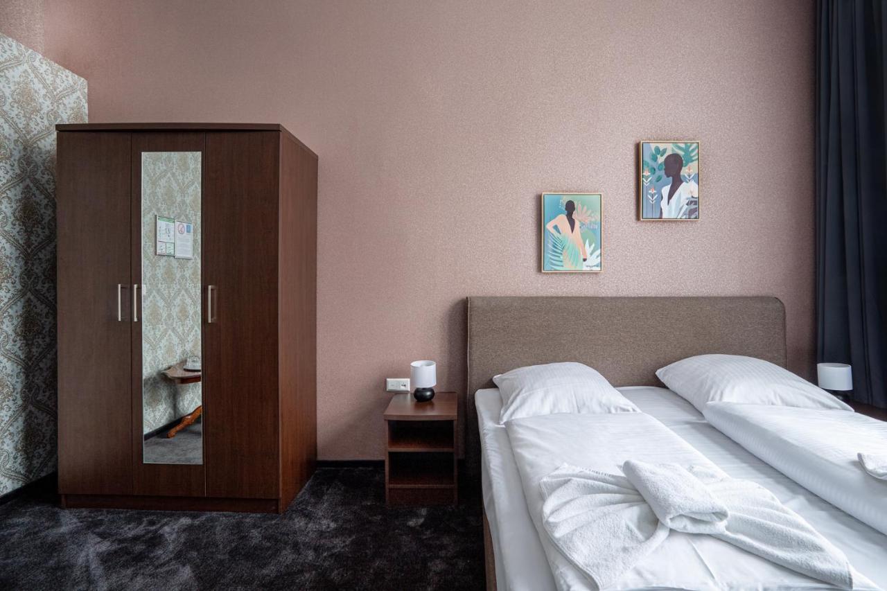 Hotel Bellevue Am Kurfuerstendamm Берлин Екстериор снимка