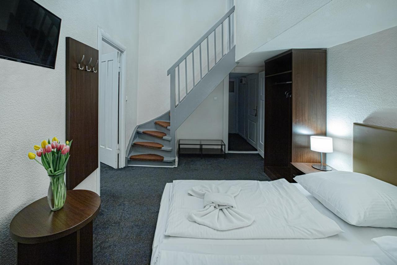 Hotel Bellevue Am Kurfuerstendamm Берлин Екстериор снимка