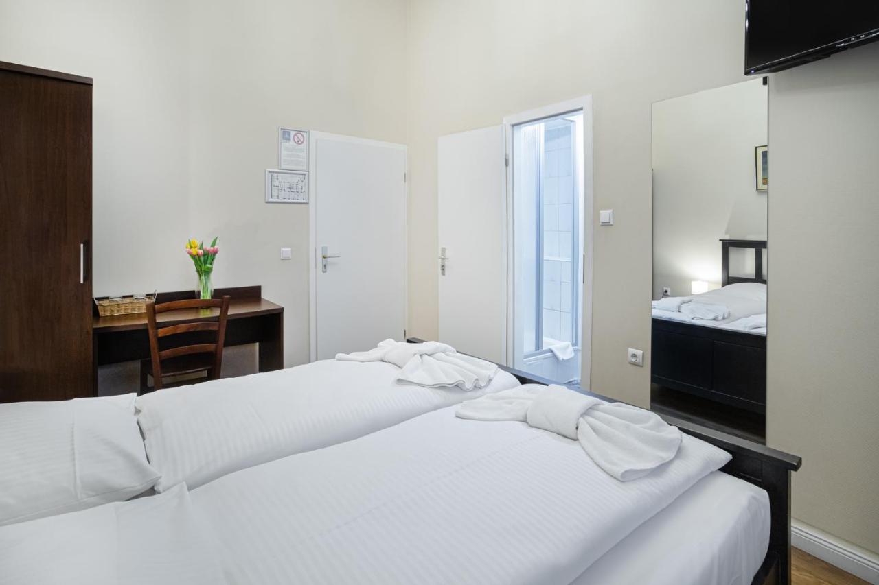 Hotel Bellevue Am Kurfuerstendamm Берлин Екстериор снимка