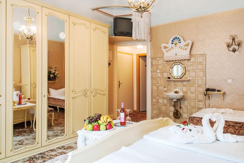 Hotel Bellevue Am Kurfuerstendamm Берлин Екстериор снимка